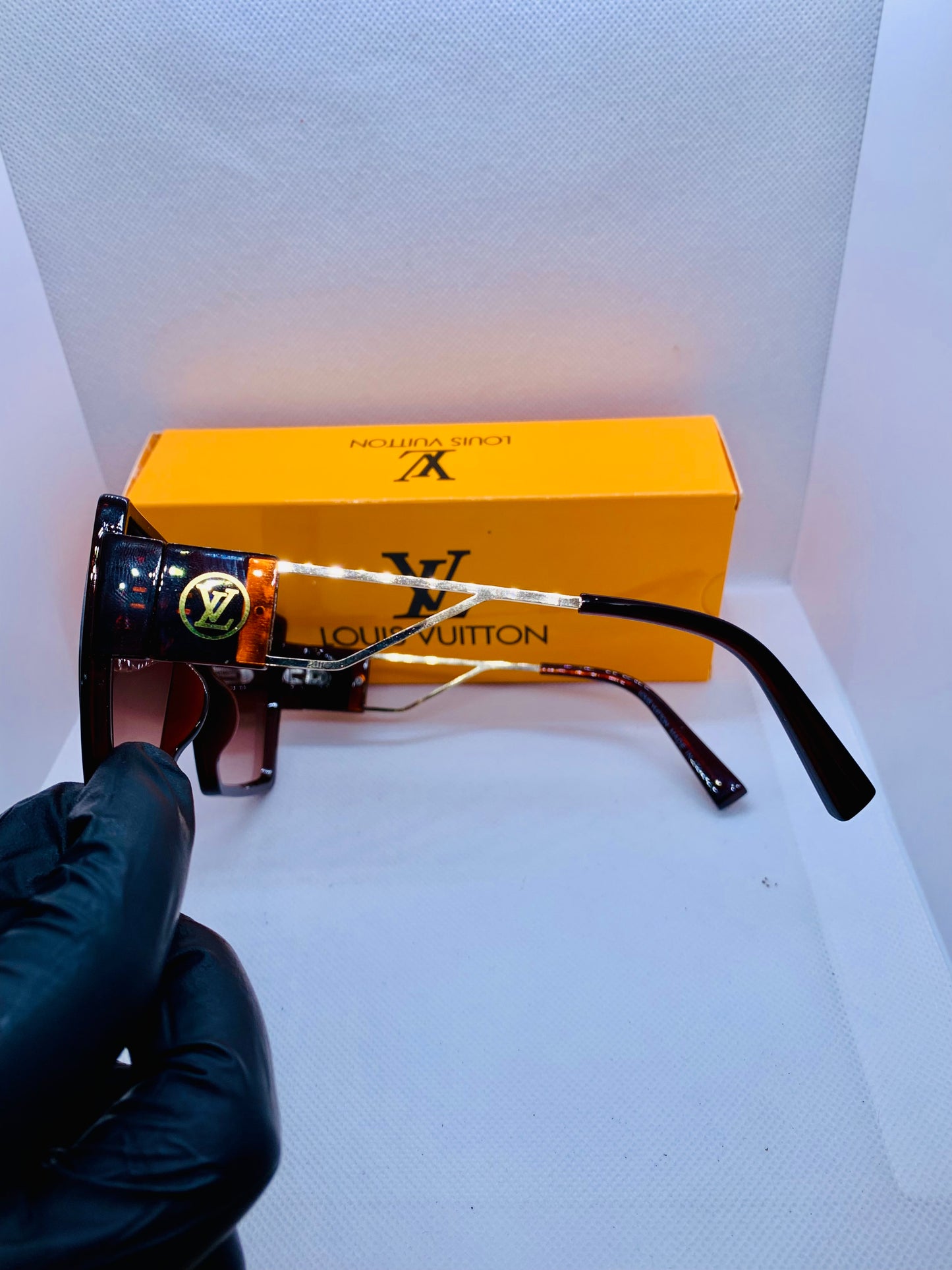Louis Vuitton Luxury Women’s Sunglasses – Premium Designer Eyewear