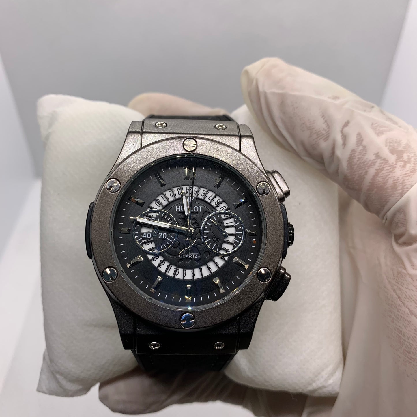 Luxury Hublot Style Men’s Watch with Master Lock, Faux Leather Strap & Aluminum Dial