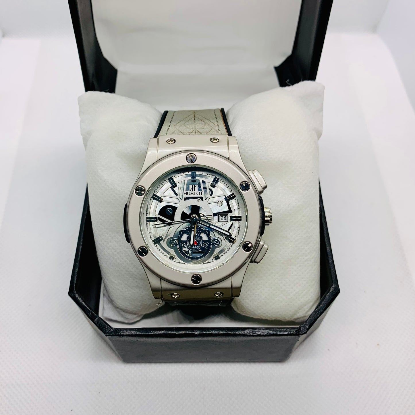 Luxury Hublot Style Men’s Watch with Master Lock, Faux Leather Strap & Aluminum Dial