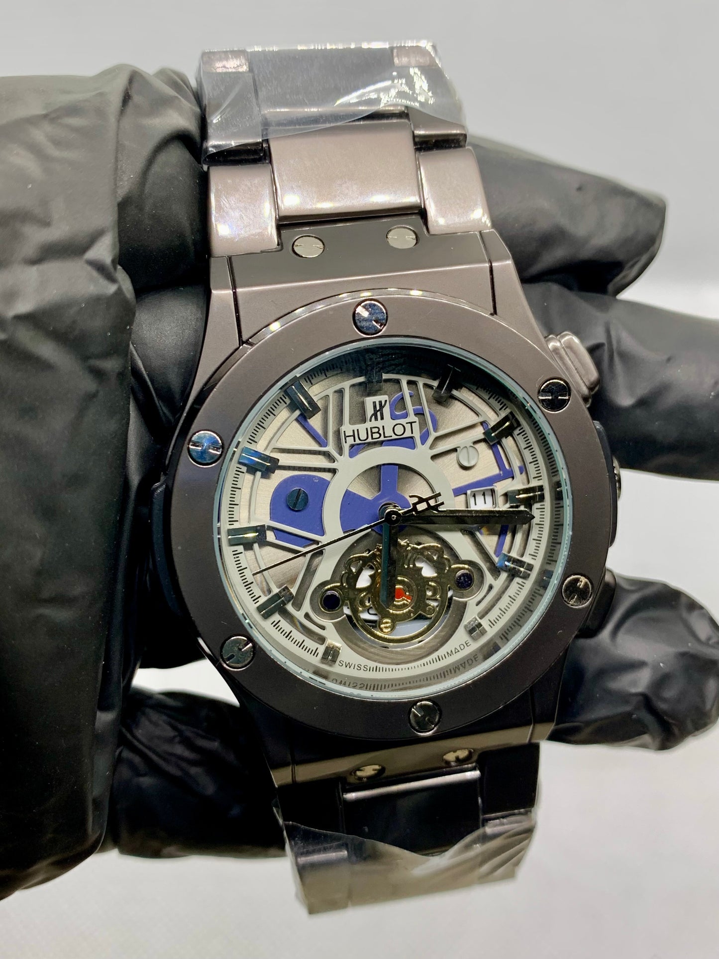 Hublot Grey Chrono — Luxury Men’s Chronograph Watch with Grey Dial & Black Metallic Body