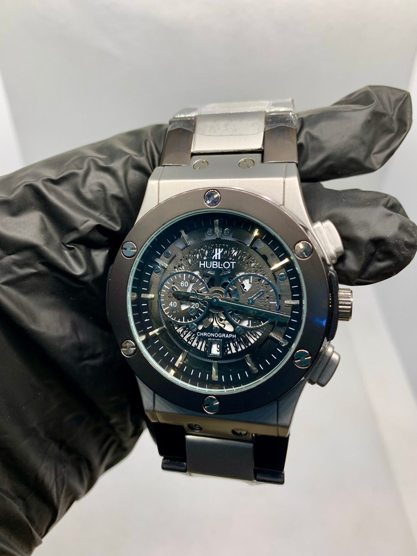 Hublot Black Chrono — Luxury Men’s Chronograph Watch with Silver & Black Contrast Body