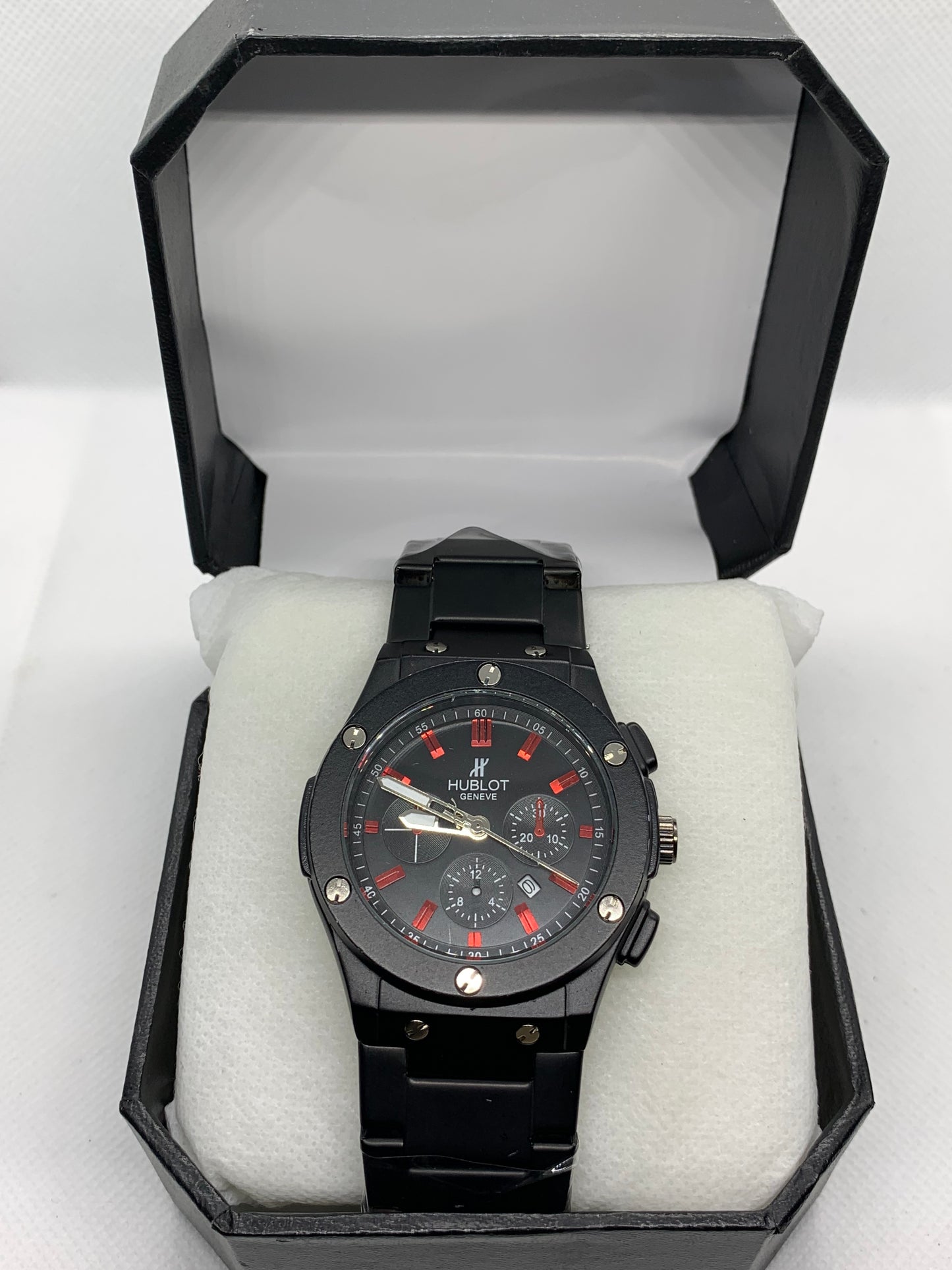 Hublot Red Chrono — Luxury Men’s Chronograph Watch with Red Dial