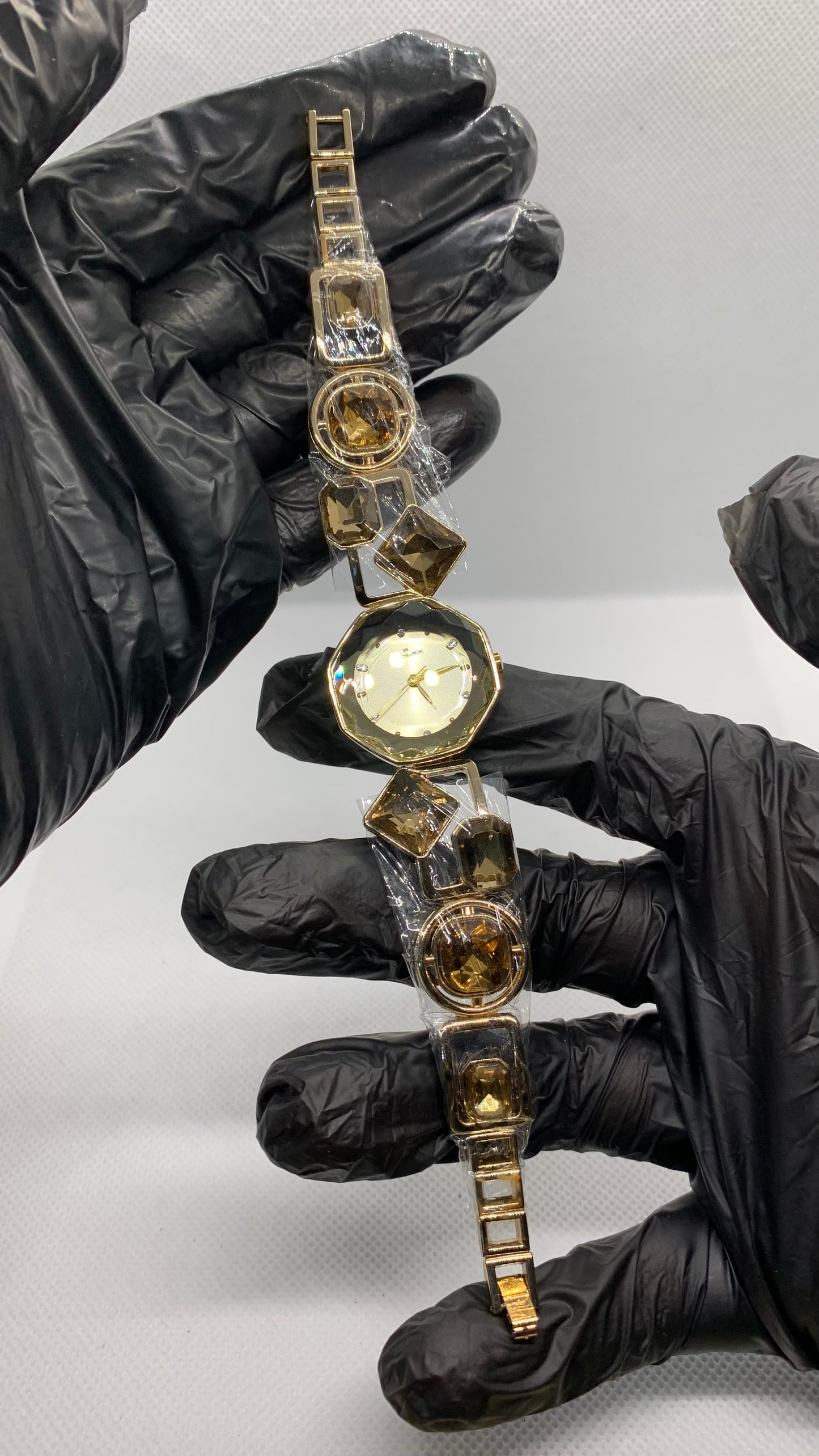 Timas Golden Grace — Luxury Women’s Watch with Crystal Gold Stones