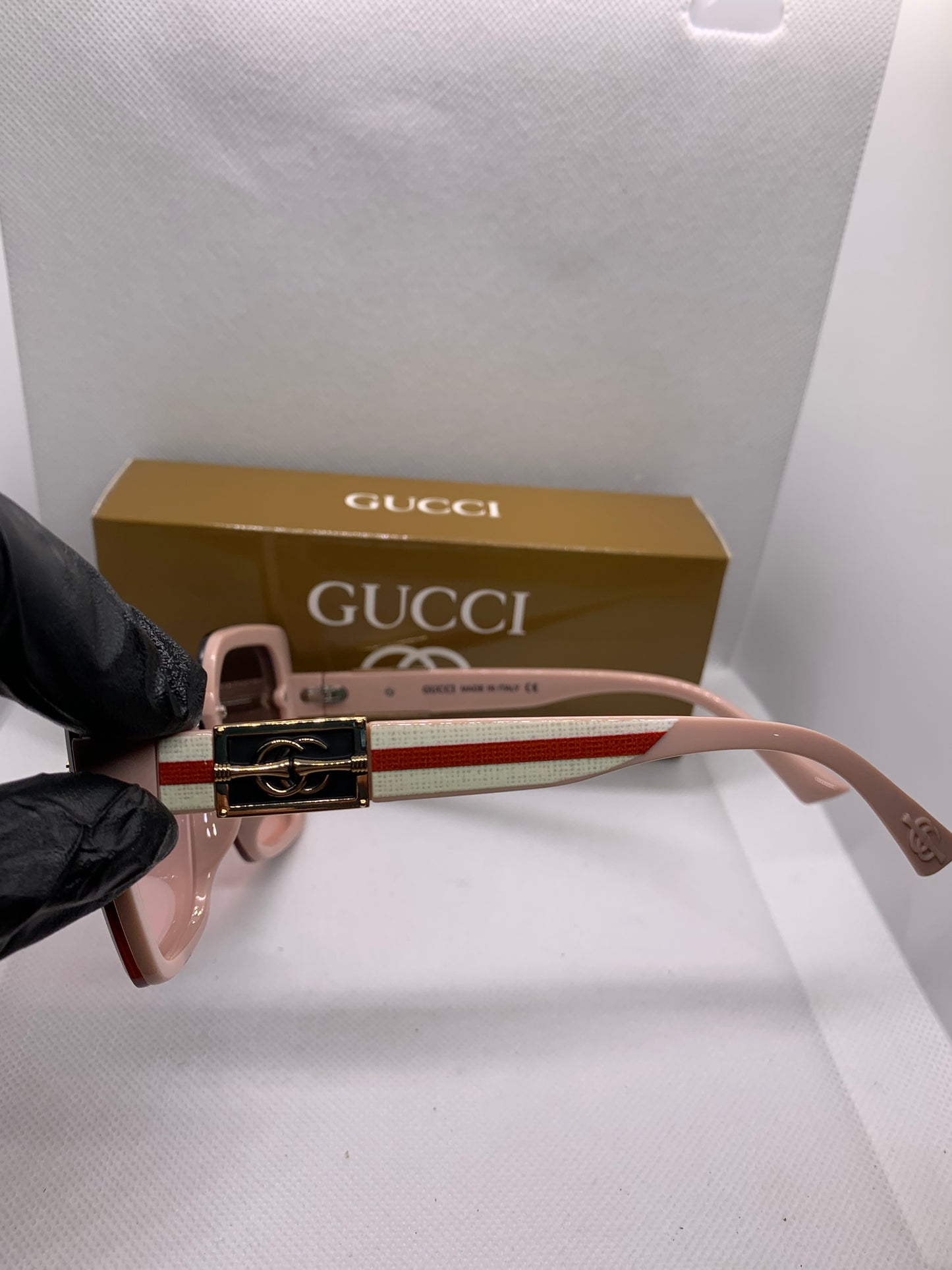 Gucci Women’s Pink Luxury Glasses – Fashion Eyewear